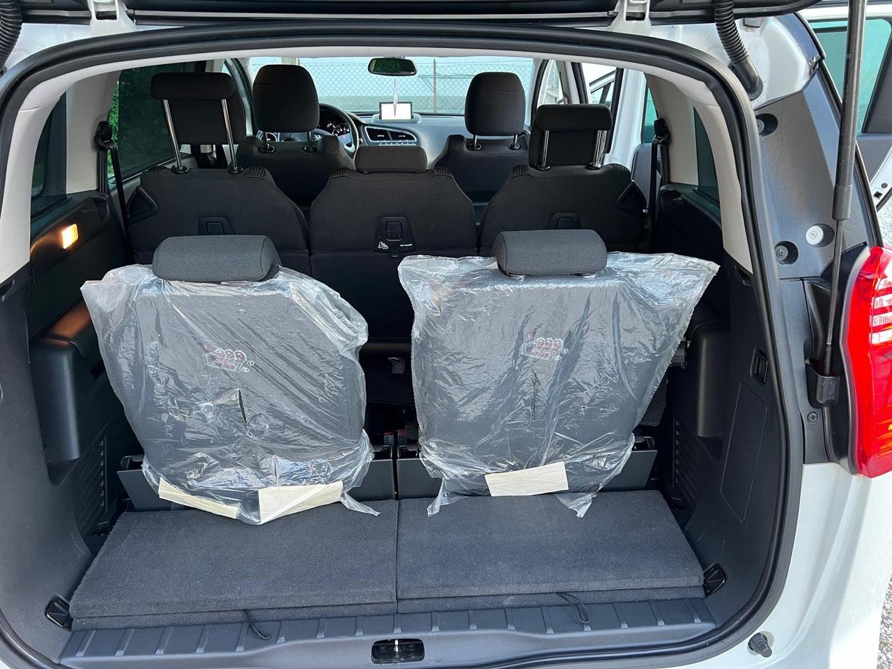Peugeot 5008 BlueHDi 120 S&S Allure