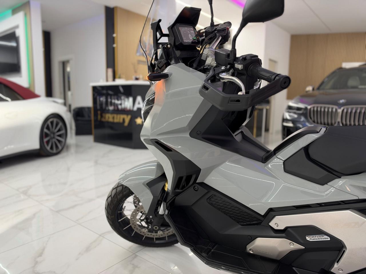 Honda X-ADV 750 DCT Special Color