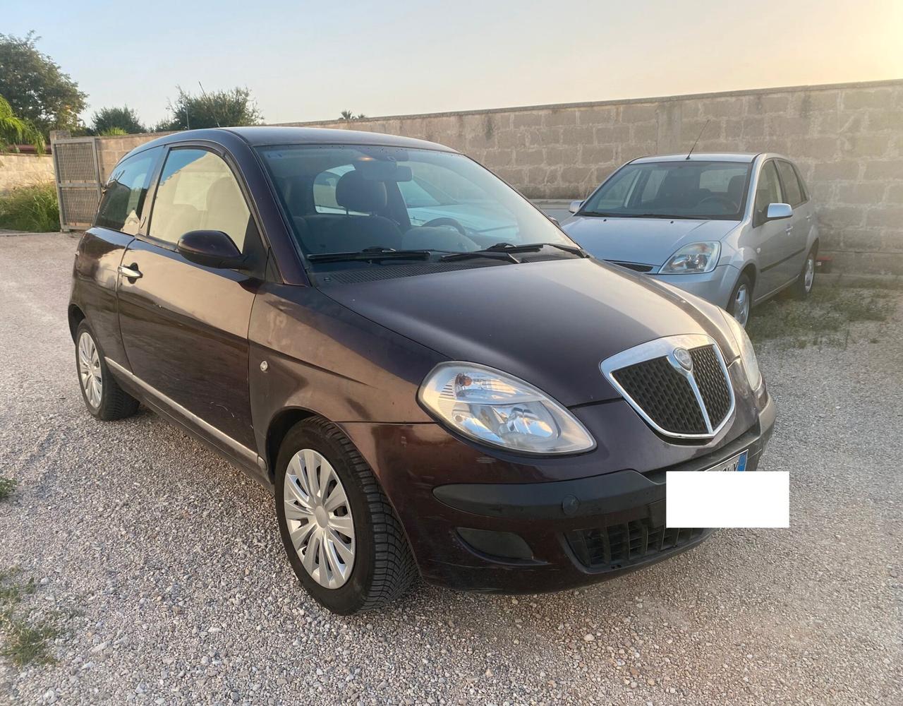 Lancia Ypsilon 1.2 Argento