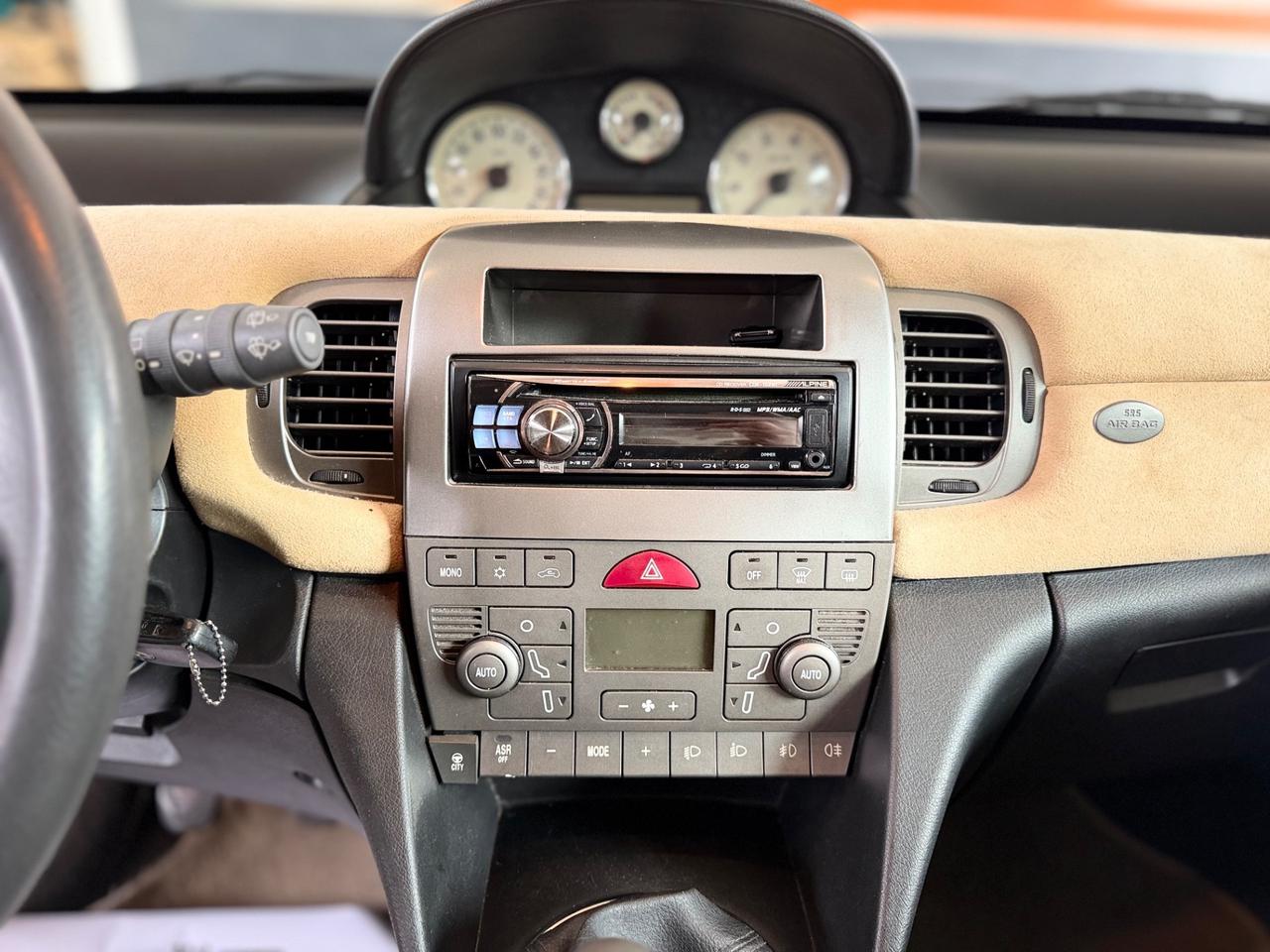 Lancia Ypsilon 1.3 Multijet 16V Platino NEOPATENTATI