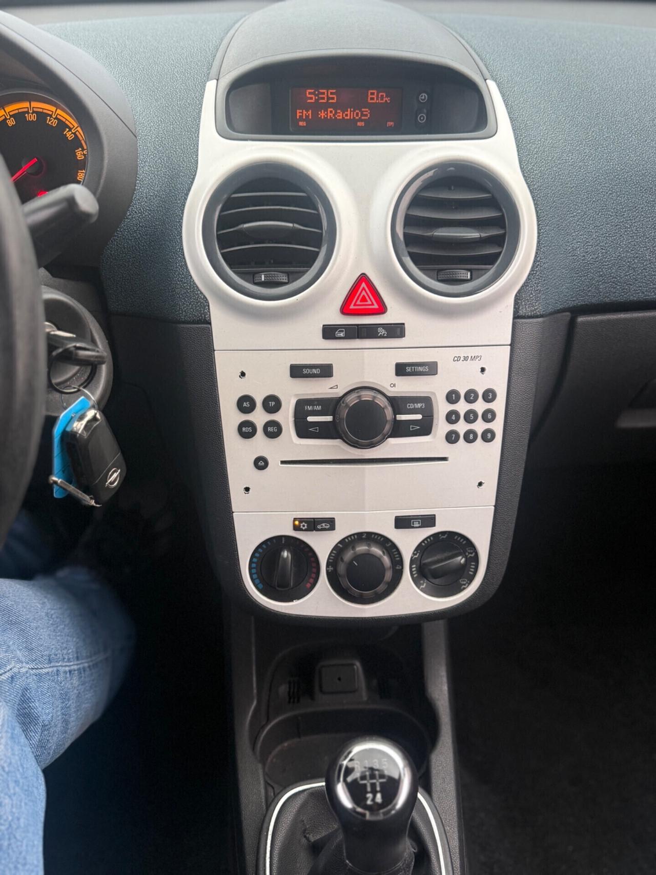 Opel Corsa 1.0 Benzina 65cv NEOPATENTATI OK