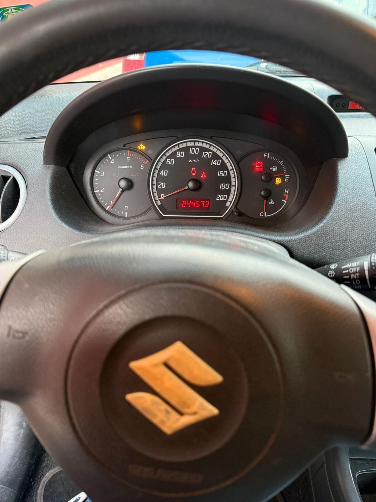 Suzuki Swift 1.3 DDiS 3p. GL