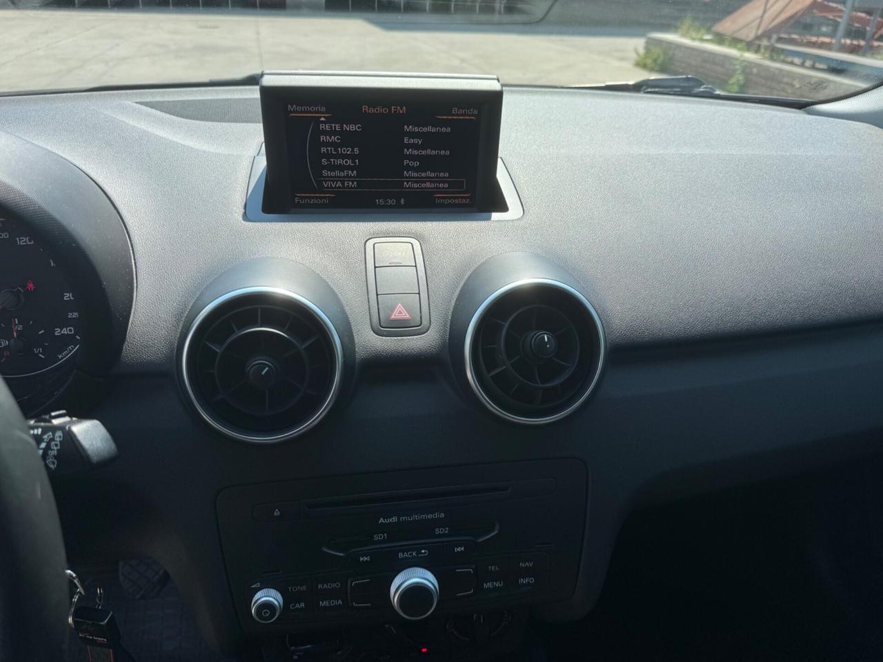 Audi A1 1.6 TDI 90CV MANUALE NEOPATENTATI