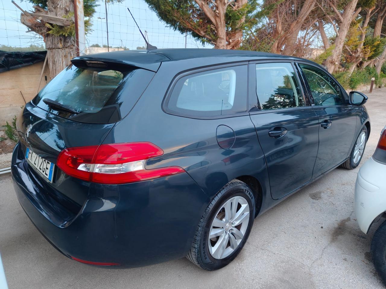 Peugeot 308 1.6BlueHDi SW Business