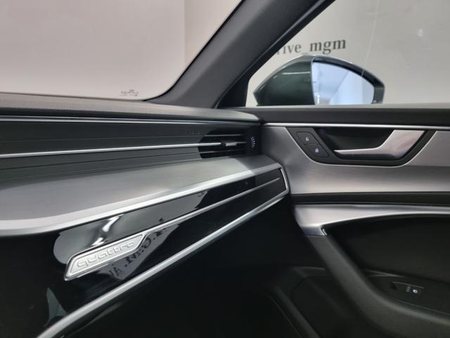 AUDI A6 Avant 40 2.0 TDI S tronic SLINE S-LINE
