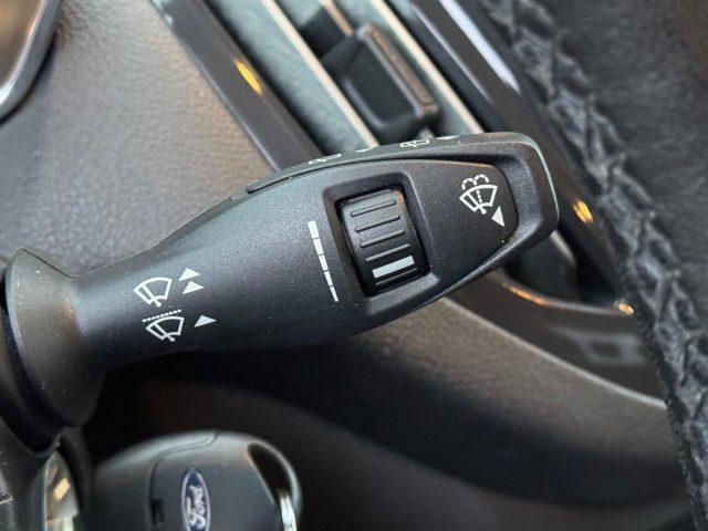 FORD Tourneo Courier 1.5 TDCI 75 CV S&S Plus