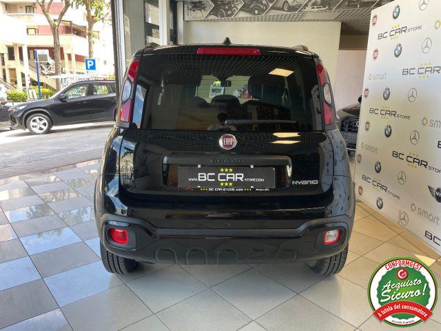 FIAT Panda Cross 1.0 Hybrid *DISPLAY COLORI