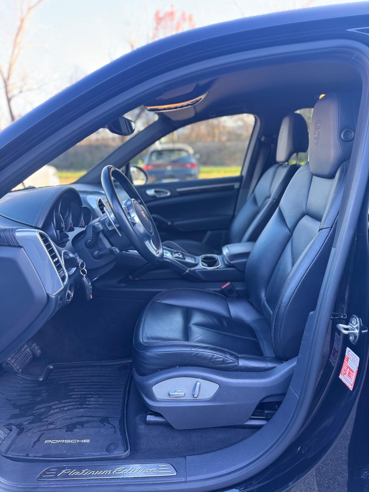 PORSCHE CAYENNE 3.0 Diesel 250CV Platinum Edition