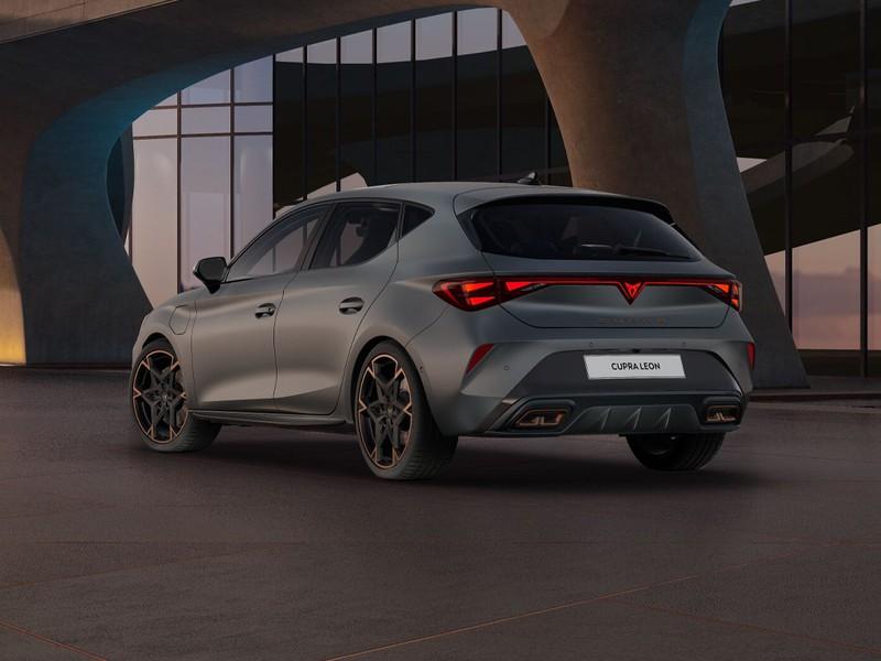 Cupra Leon 1.5 e-hybrid vz 272cv dsg