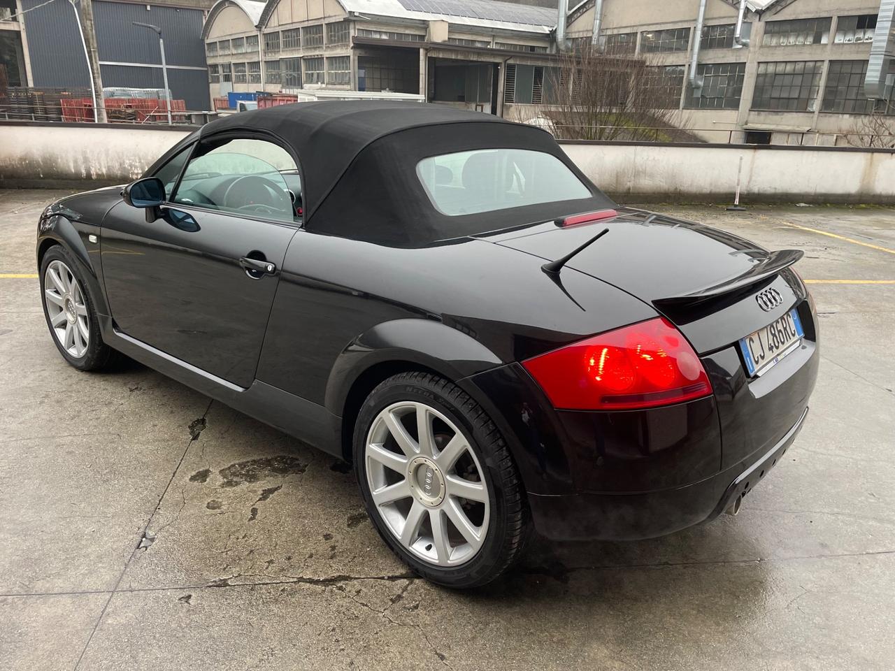 Audi TT Roadster 1.8 T 20V 179 CV cat