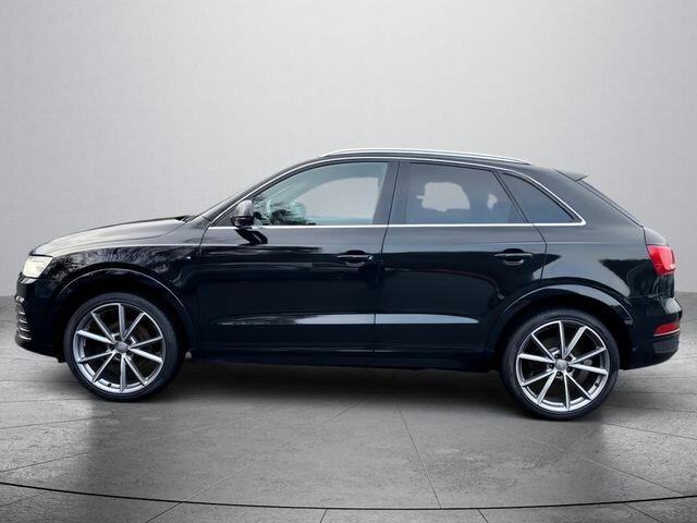 Audi Q3 S-LINE