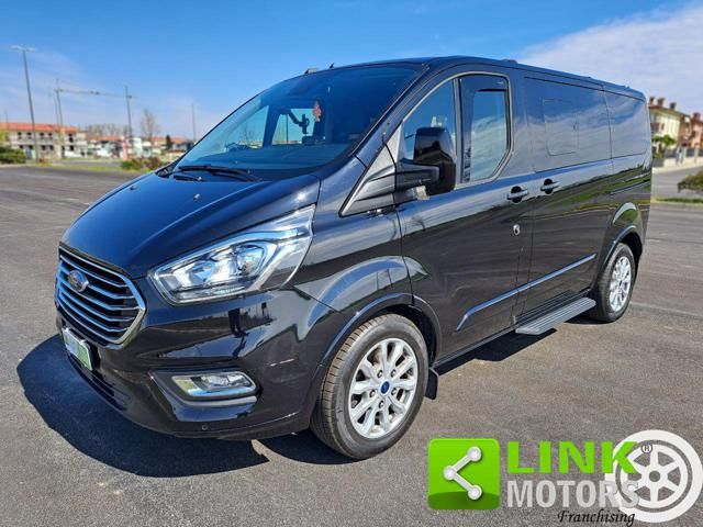 FORD Tourneo Custom 2.0 130CV aut. 9 Posti Pelle/gancio traino