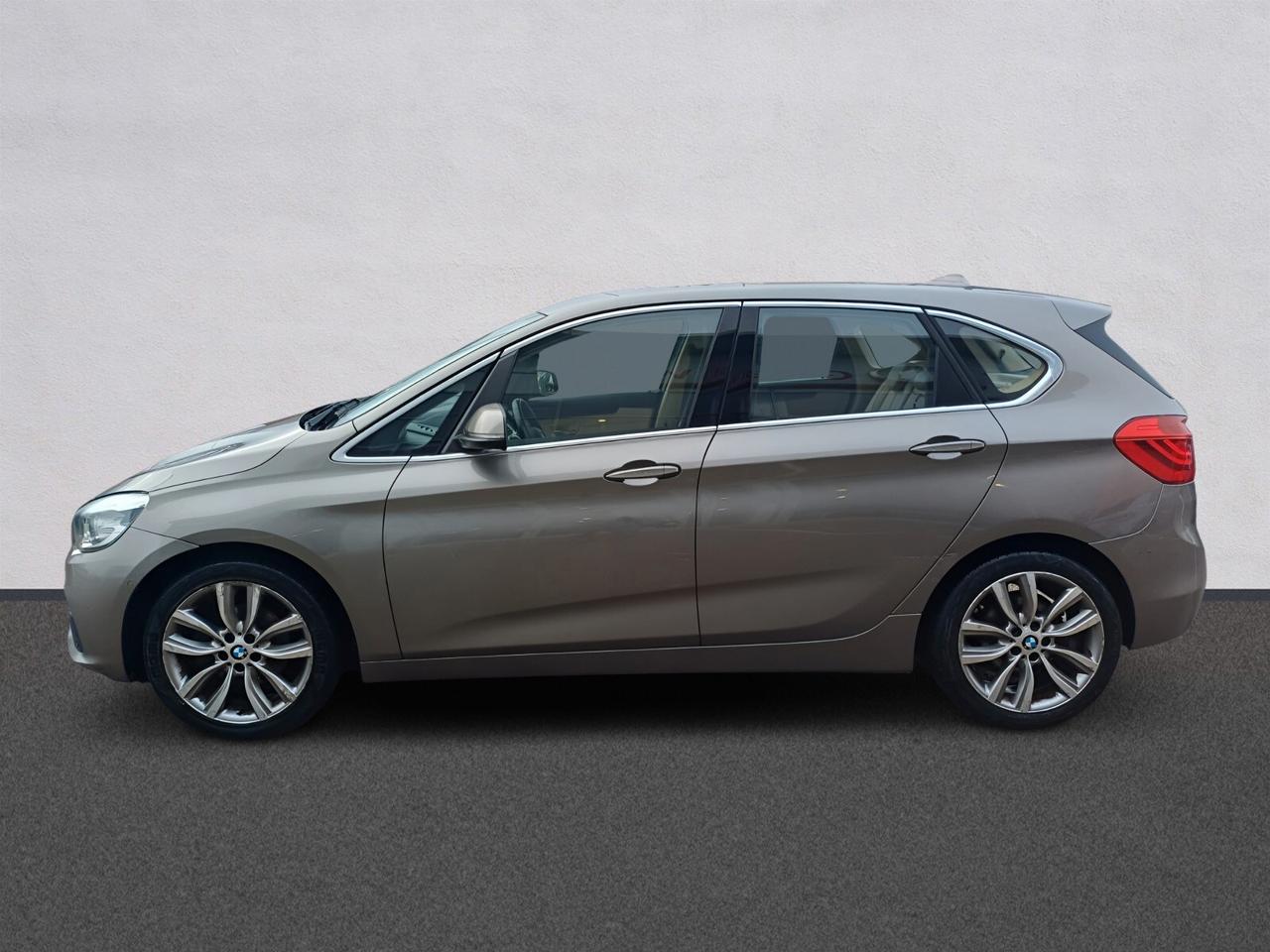 Bmw 218d Active Tourer | da €155 al mese