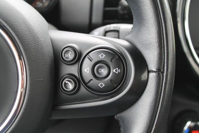 MINI Mini 1.5 Cooper D Cabrio