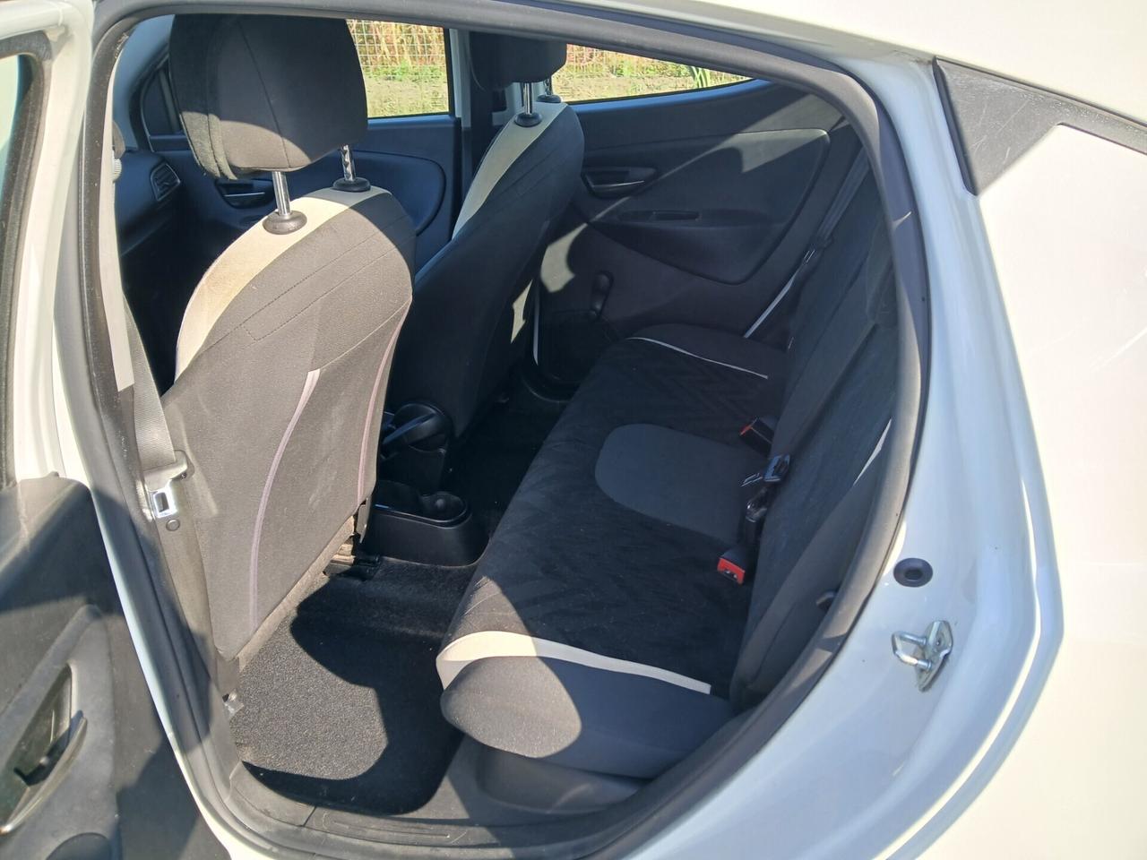 Lancia Ypsilon 1.3 MJT 16V 95 CV 5 porte Platinum