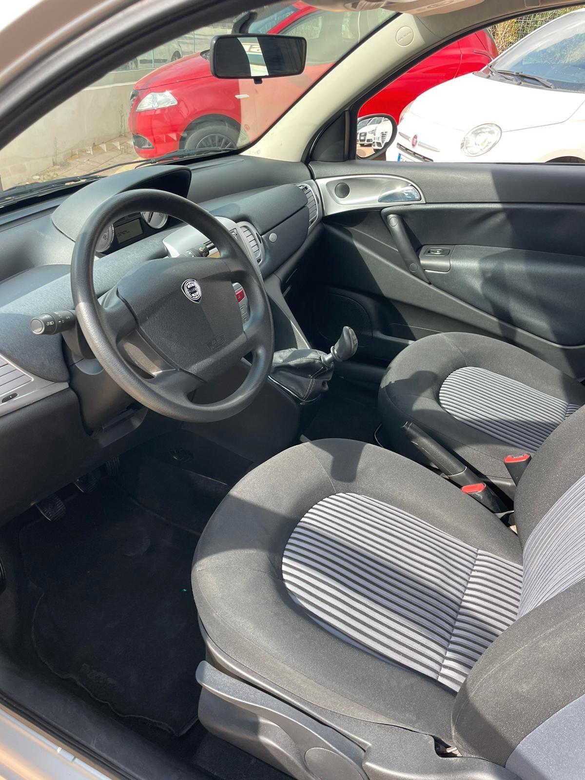 Lancia Ypsilon 1.2 Benzina"110.000 Km"