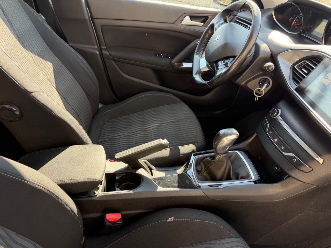 Peugeot 308 1.6hdi 92cv euro5 - 2014 unico proprietario