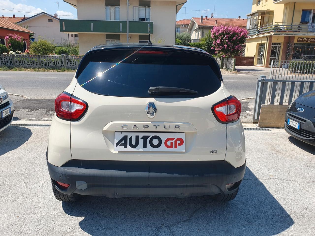 Renault Captur 1.5 dCi 8V 90 CV Neopatentati 2014