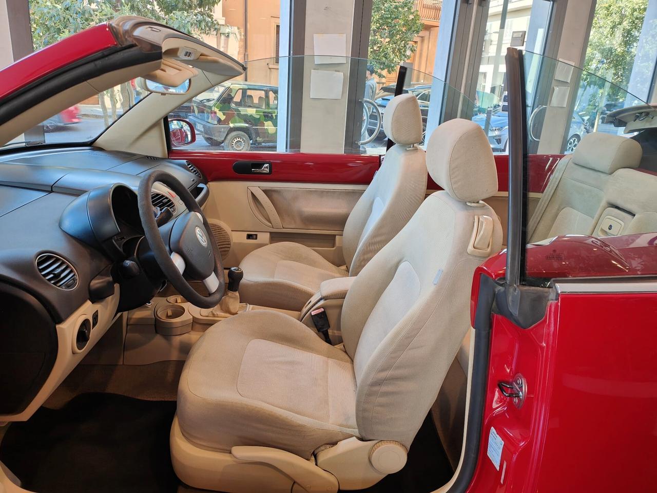 Volkswagen New Beetle 1.9 TDI 105CV Cabrio