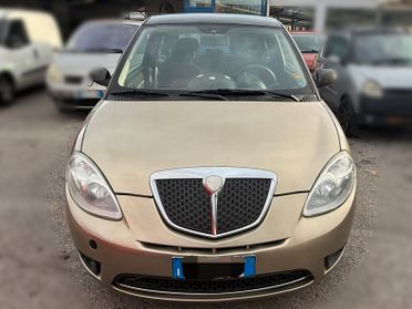 Lancia Ypsilon 1.4 Argento