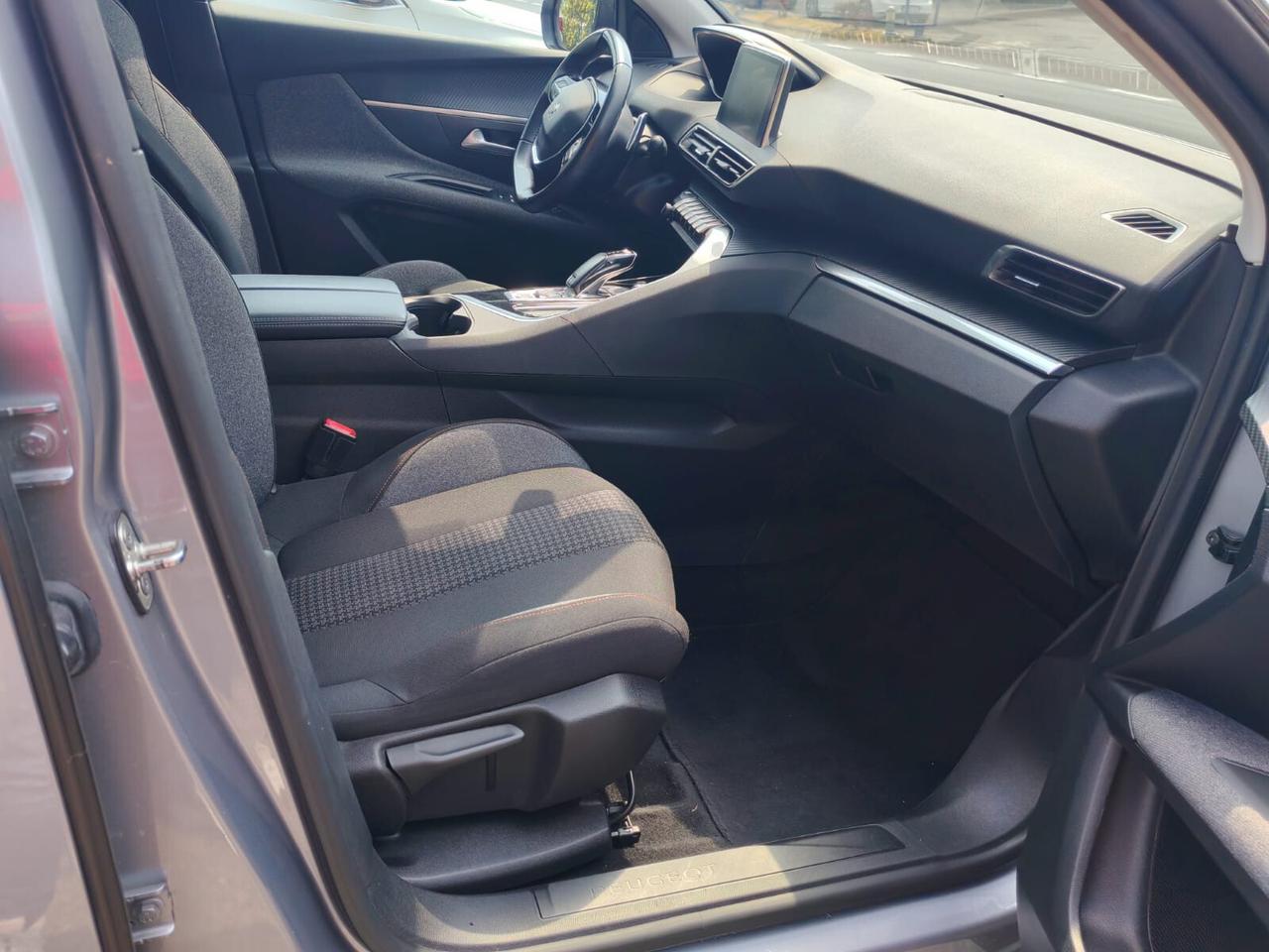 Peugeot 3008 BlueHDi 130 S&S Active Pack