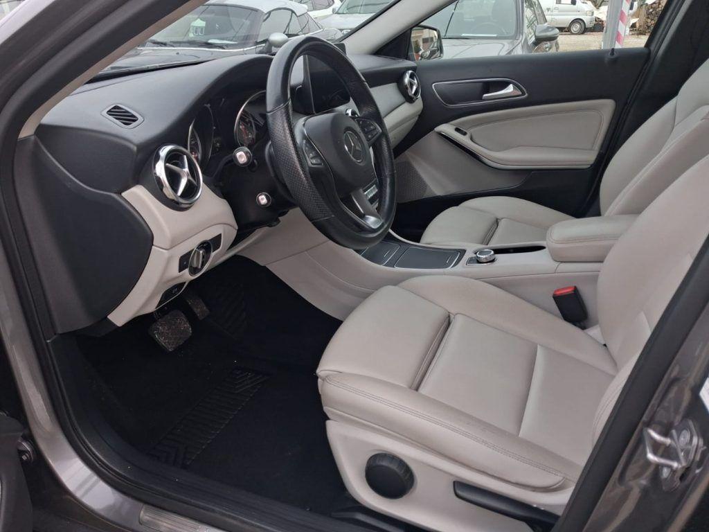 Mercedes-Benz GLA 200 d Automatic Sport