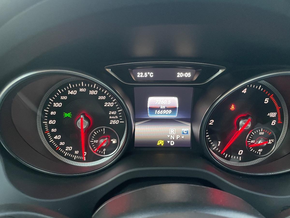 MERCEDES - Classe GLA - GLA 200 d Automatic Premium