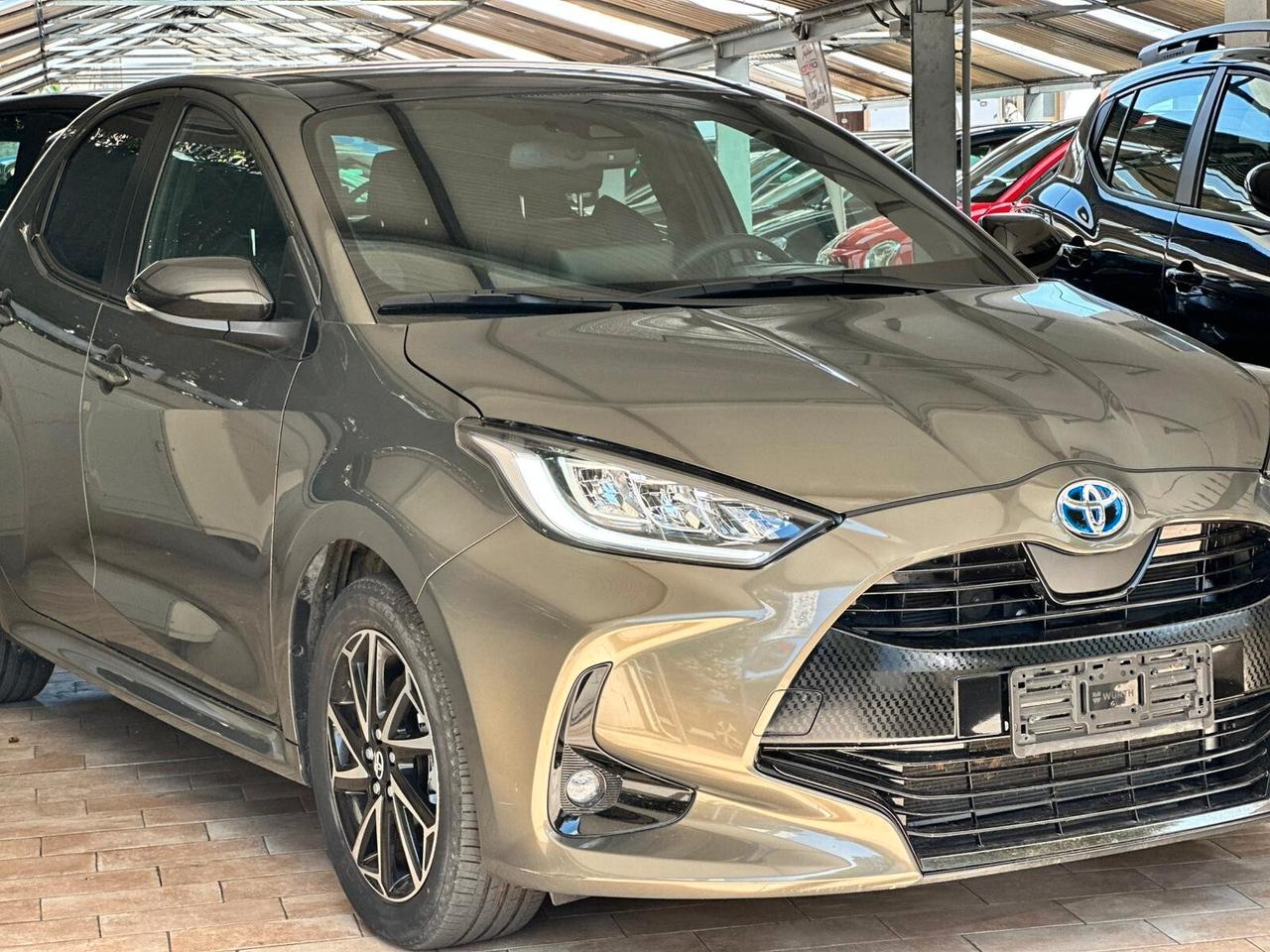 Toyota Yaris 1.5 Hybrid 5 porte Lounge