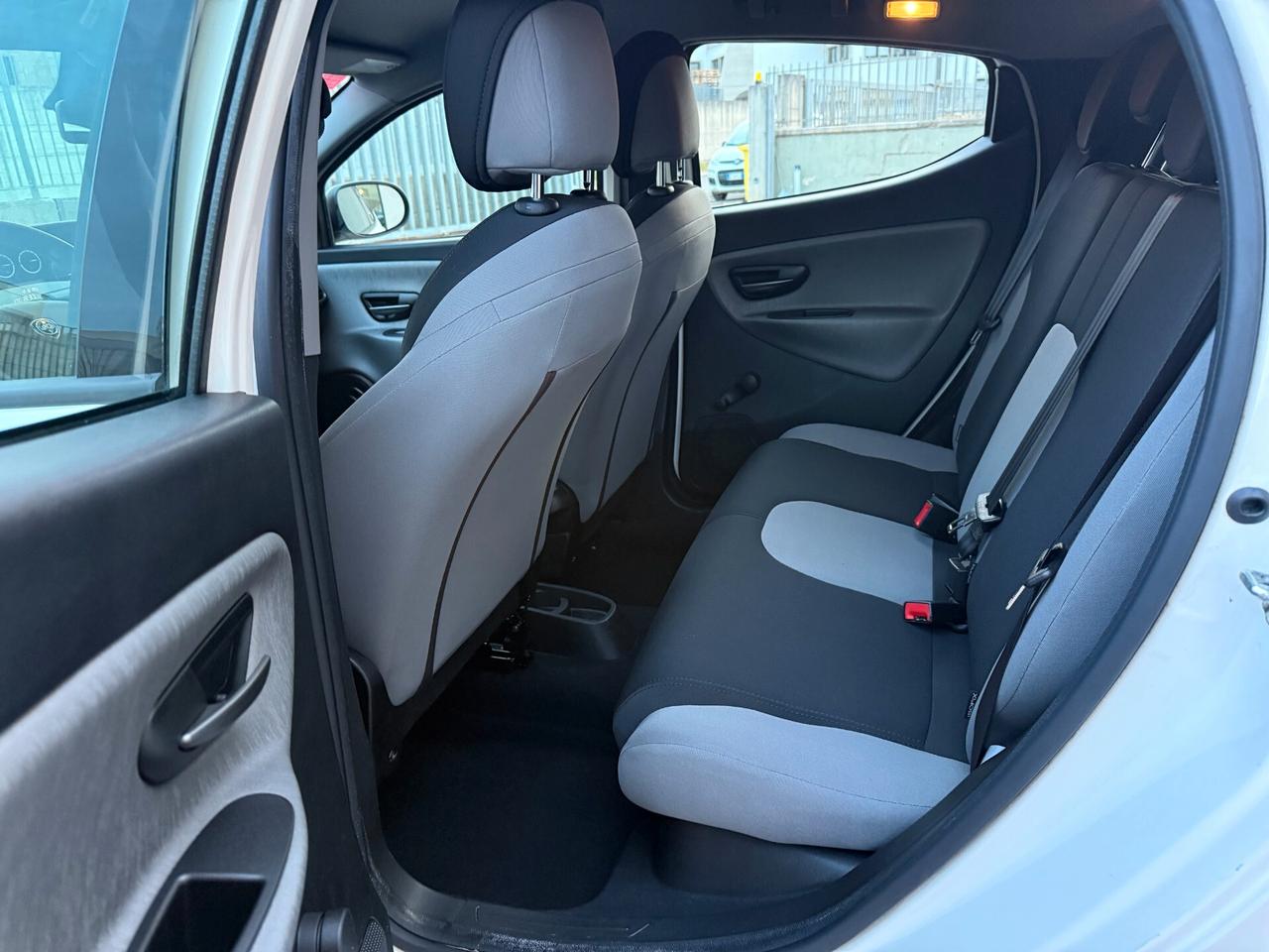 Lancia Ypsilon 1.3 MJT 16V 95 CV 5 porte S&S Elefantino