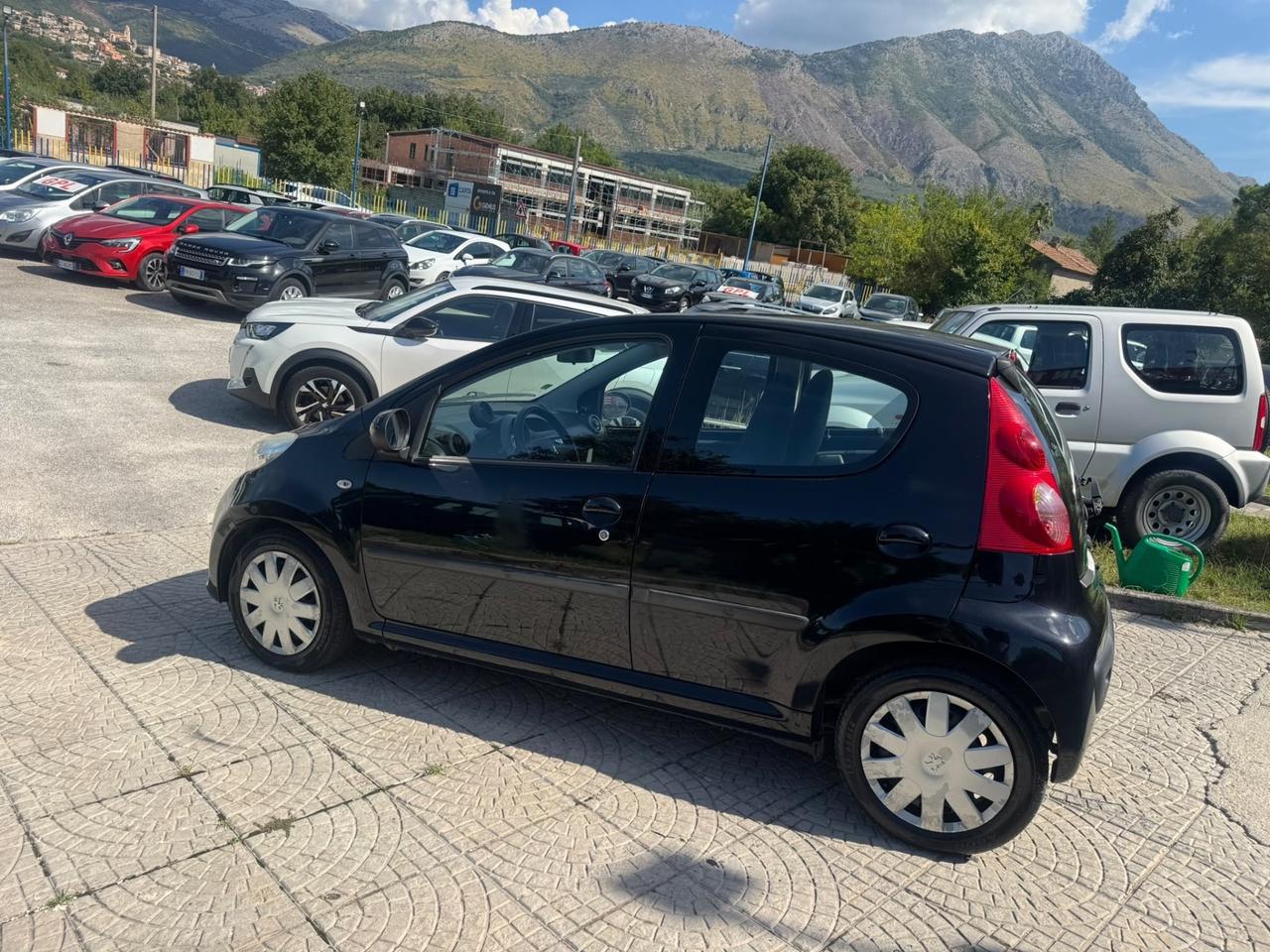 Peugeot 107 1.0 68CV 5p. Cambio automatico