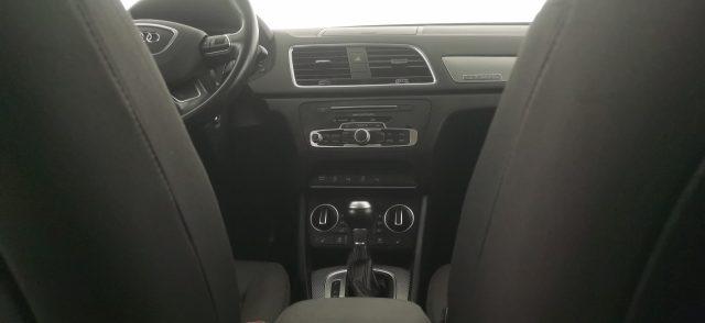 AUDI Q3 40 TFSI quattro S tronic Business Advanced