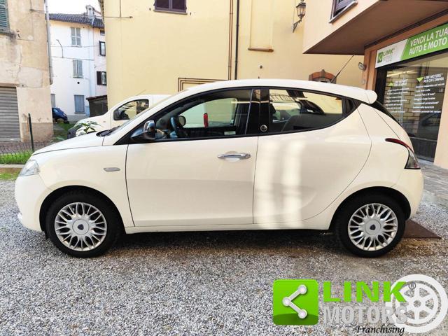 LANCIA Ypsilon 1.2 69 CV 5 porte GPL Ecochic Gold NEOPATENTATI