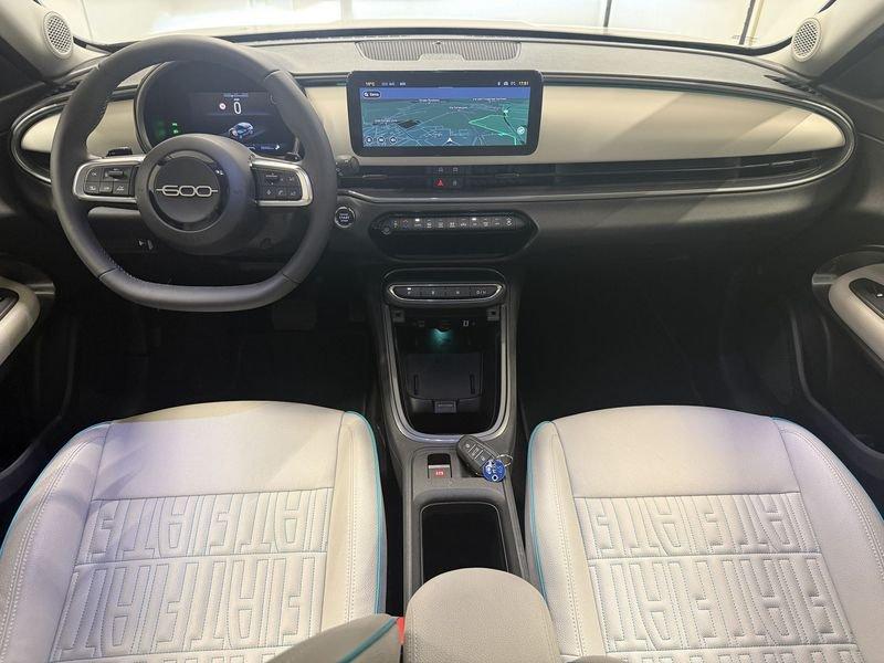 FIAT 600 600 1.2 hybrid La Prima Automatica