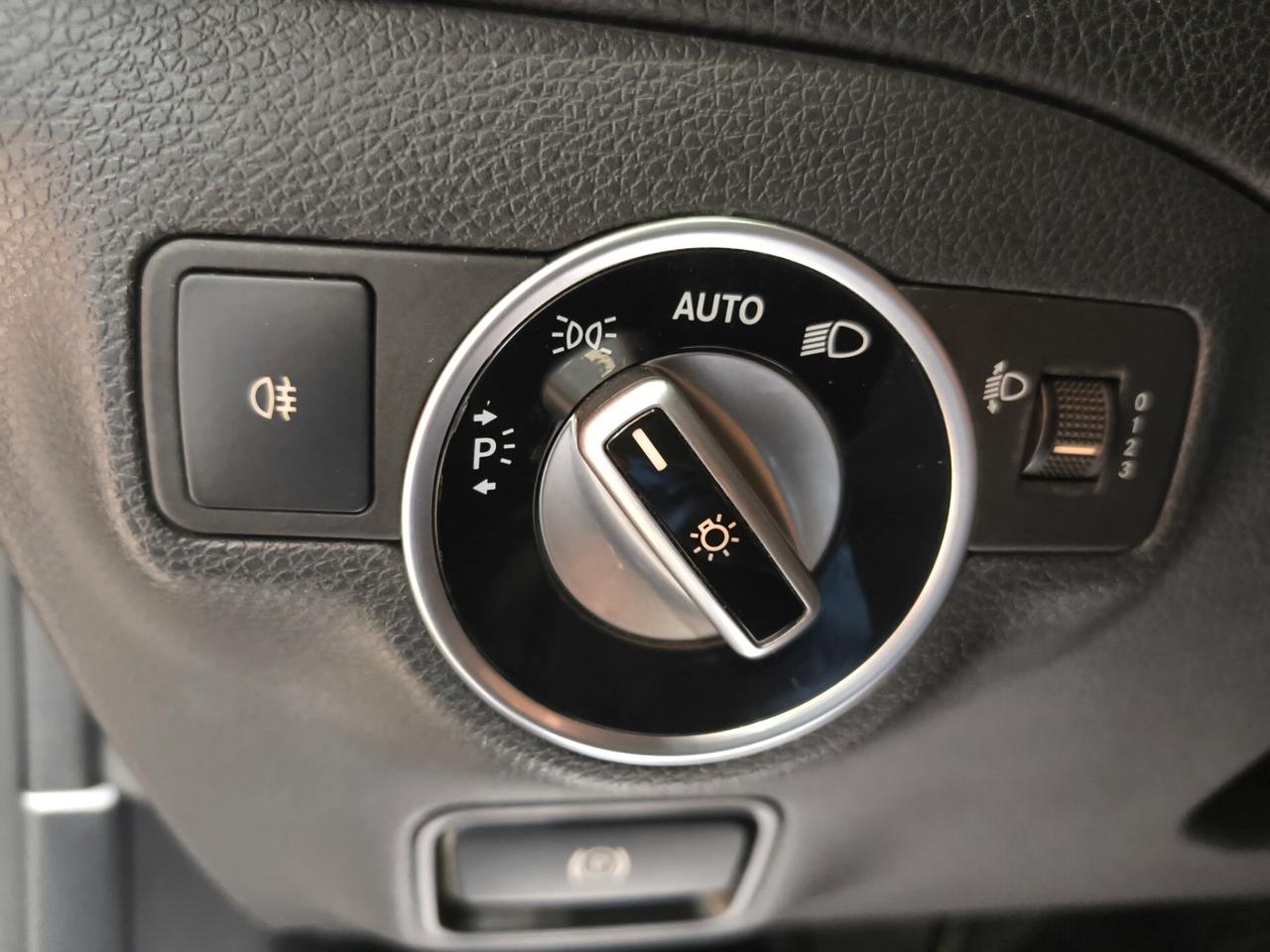 Mercedes-benz CLA 200 d 4Matic Automatic Premium