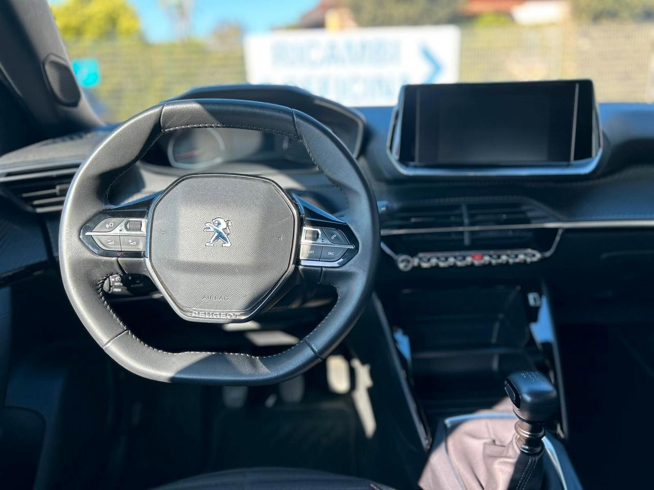 Peugeot 2008 PureTech 100 S&S Active Pack