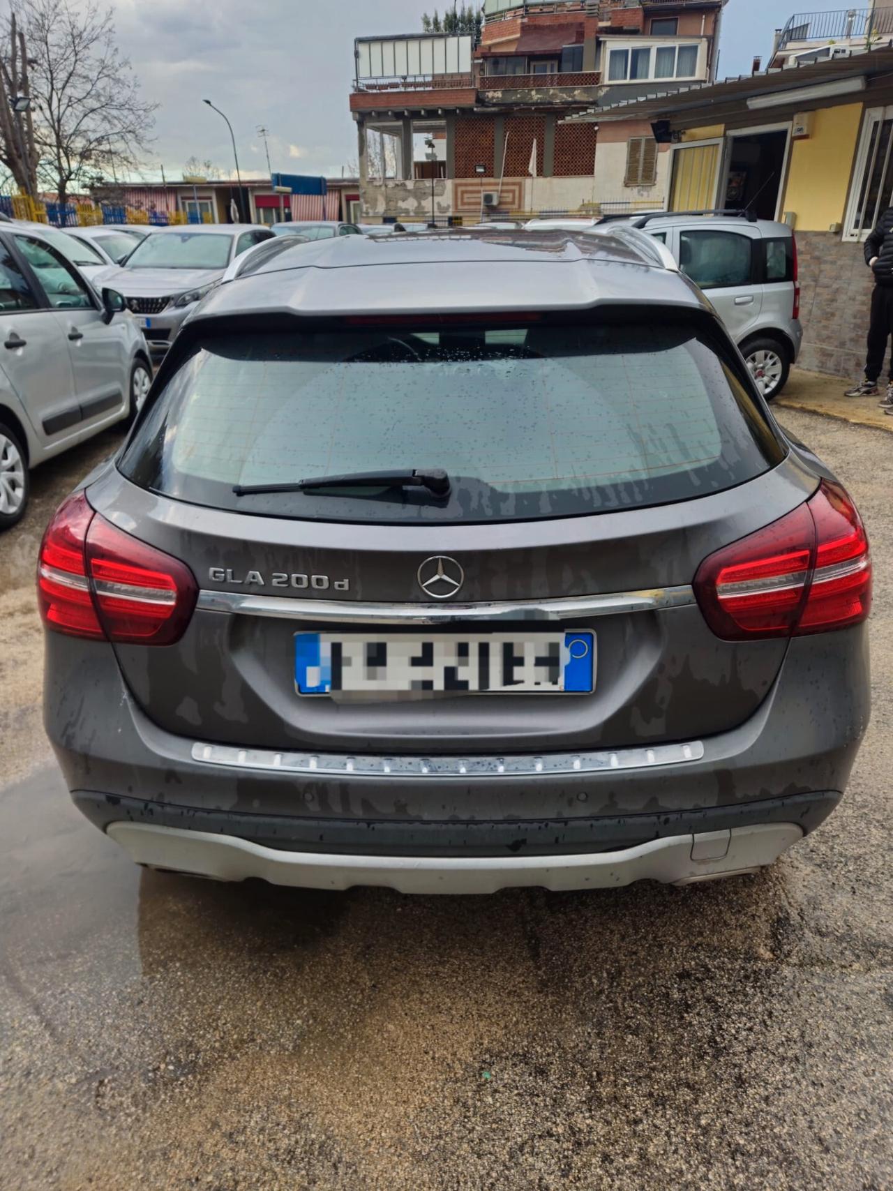 Mercedes-benz GLA 200 d Automatic Premium