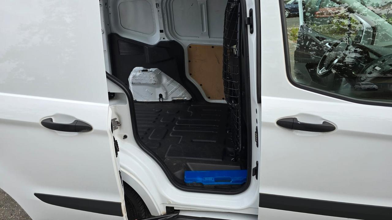 Ford Transit Courier 1.5 TDCi 75CV fatturabile garanzia finanziamenti