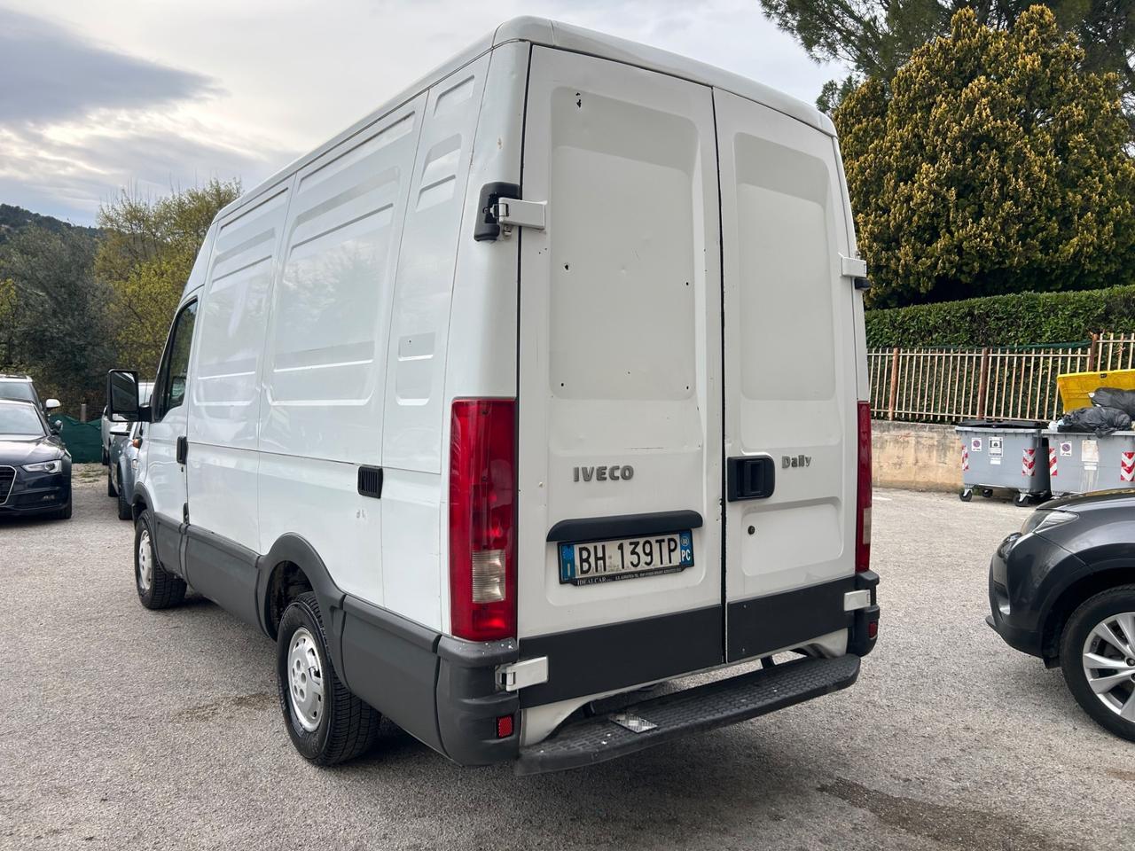 Iveco Daily 35.12 2.8 TDI Furgone