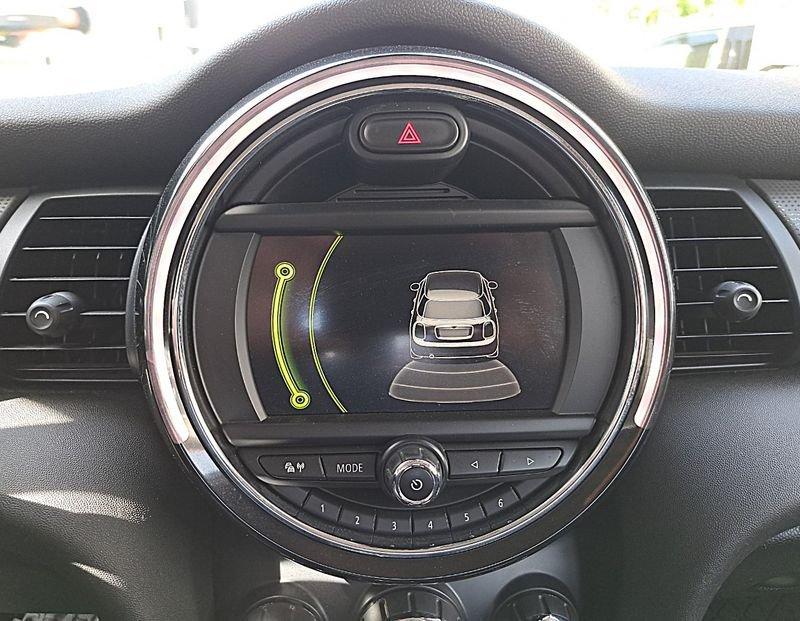 MINI Mini 5 porte 1.5 Cooper D 5p Business auto