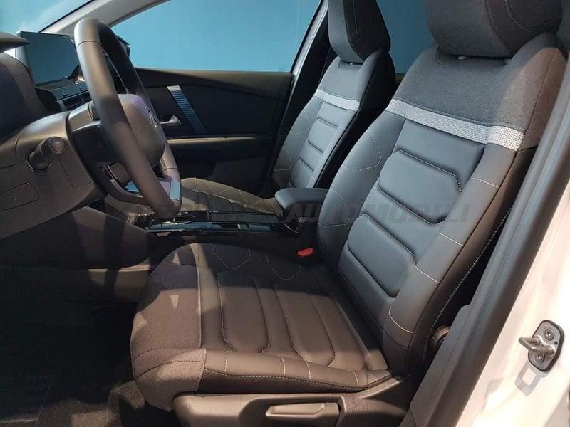 Citroën e-C4 motore elettrico 136 CV Shine