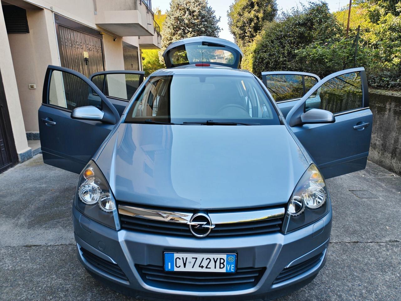 Opel Astra 1.6 BENZINA 105cv / Uniproprietario