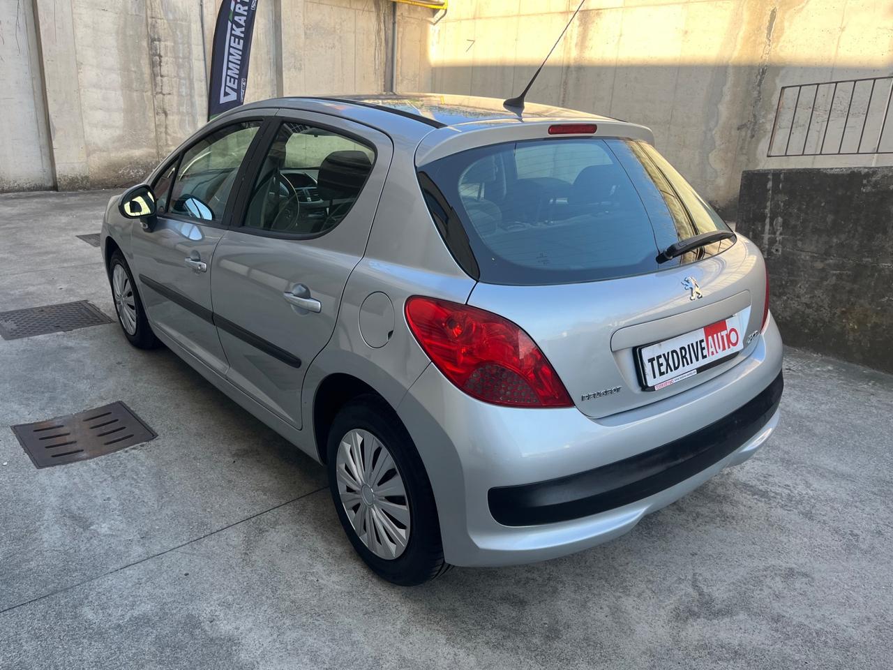 Peugeot 307 1.4 16V 5p. D-Sign