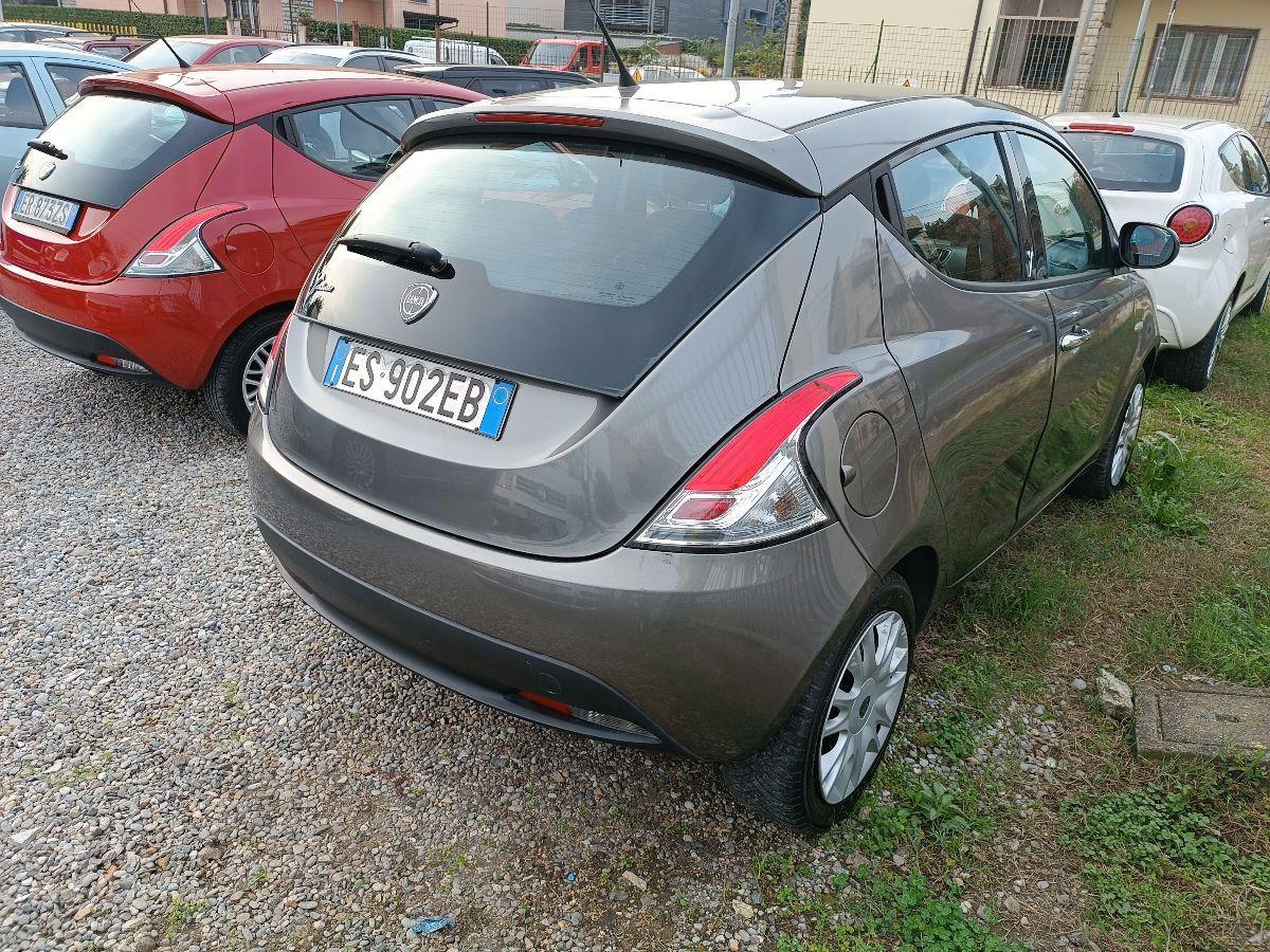 LANCIA - Ypsilon - 1.2 69 CV 5 porte Silver 5 POSTI