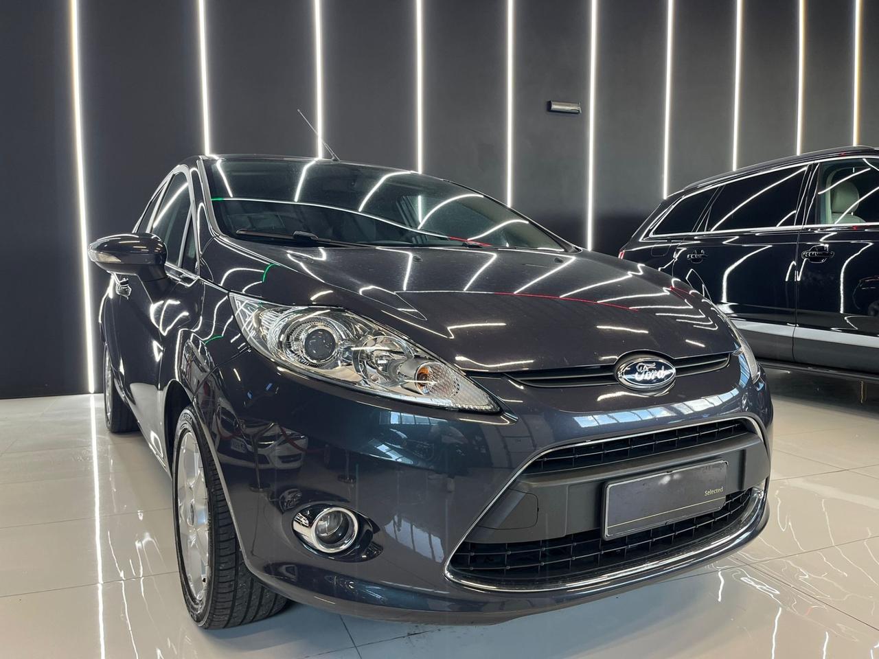 Ford Fiesta 1.4 TDCi 5p. Titanium OK NEOPATENTATI