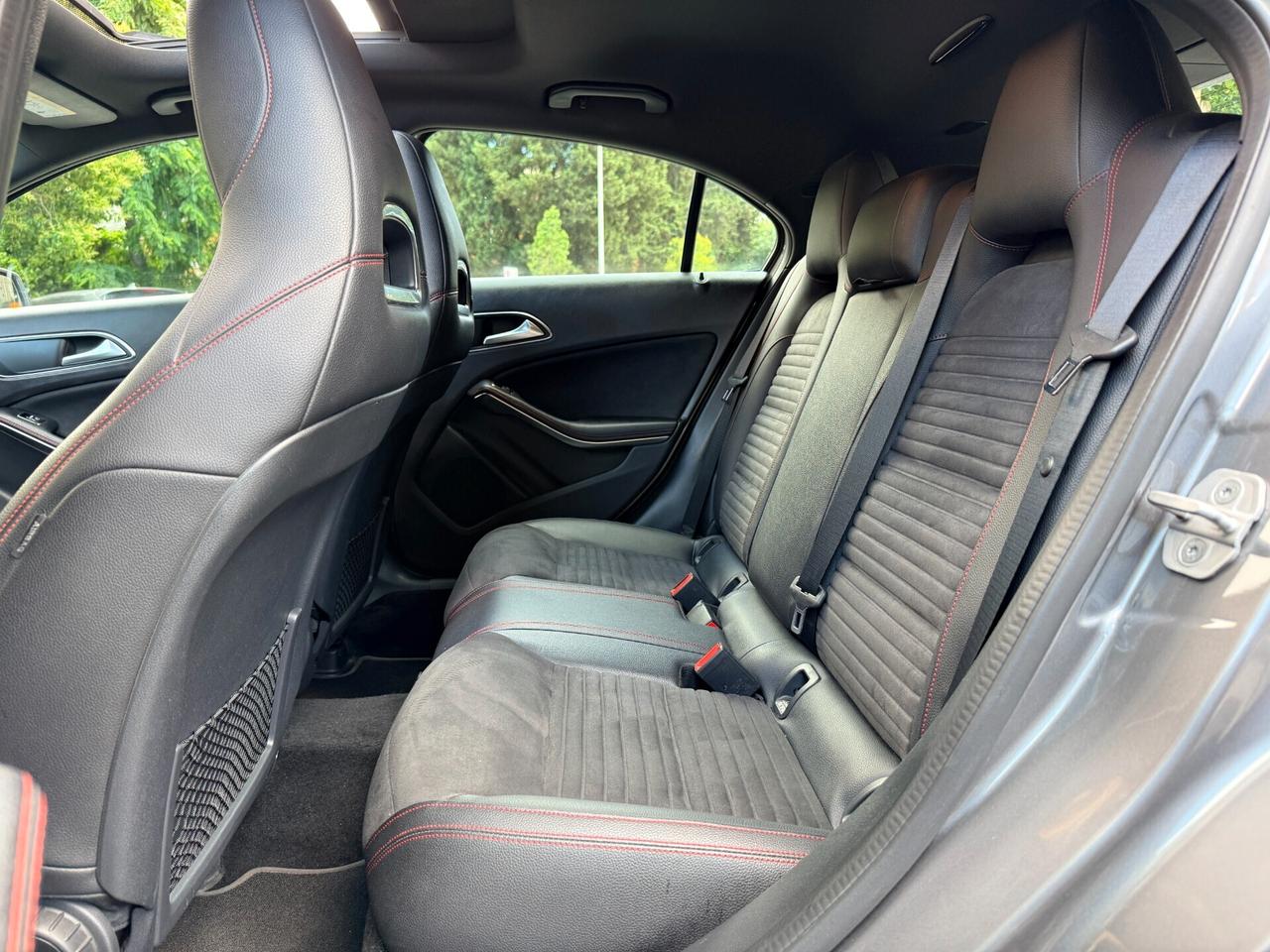 Mercedes A 180 d Auto Premium AMG Tetto Apribile