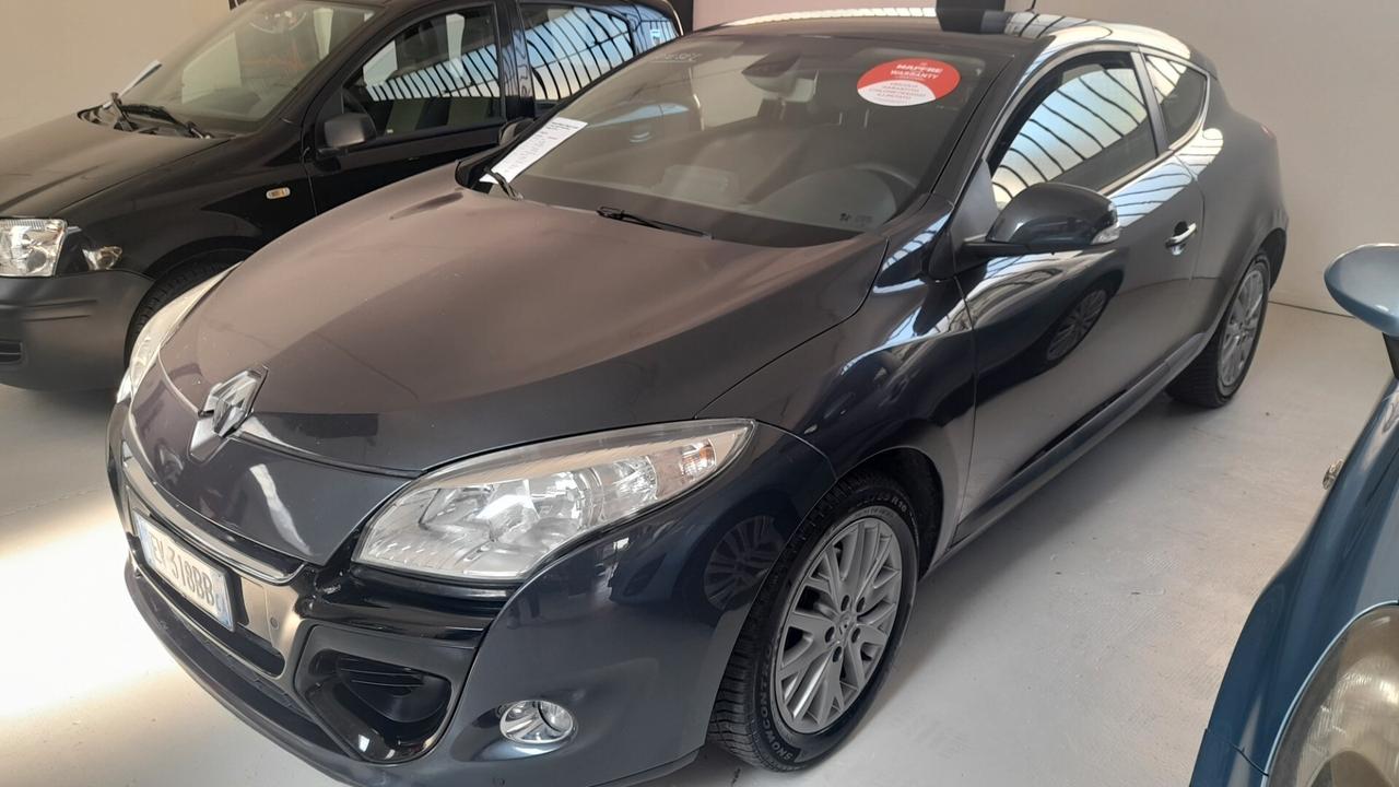 Renault Megane Mégane Coupé 1.5 dCi 110CV Start&Stop Energy GT Line