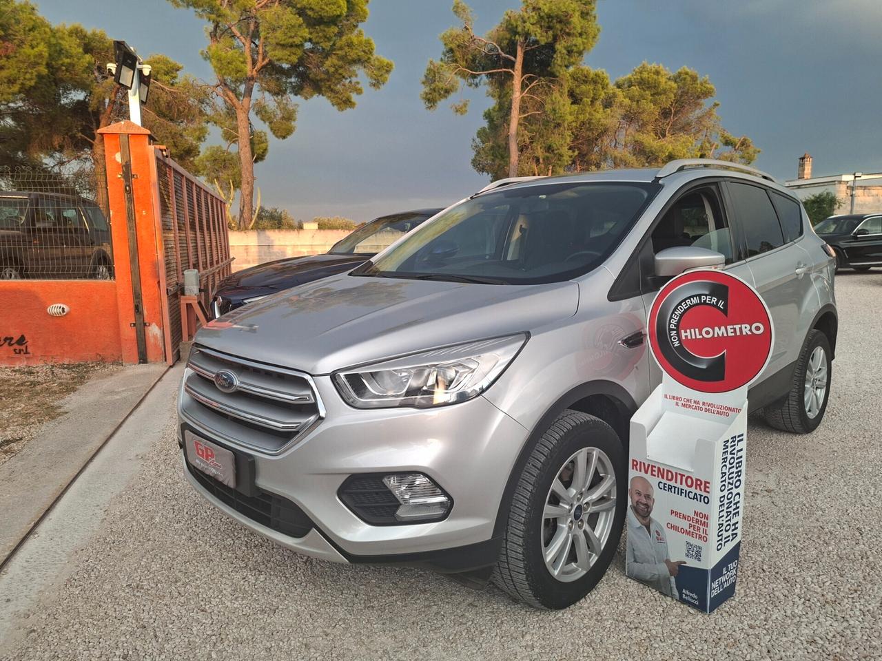 Ford Kuga 2.0 TDCI 120 CV Titanium*NAVI*LED*CRUISE