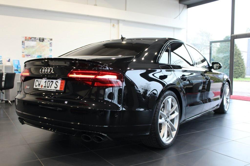 Audi A8 S8 4.0 TFSI quattro tiptronic plus CARBON