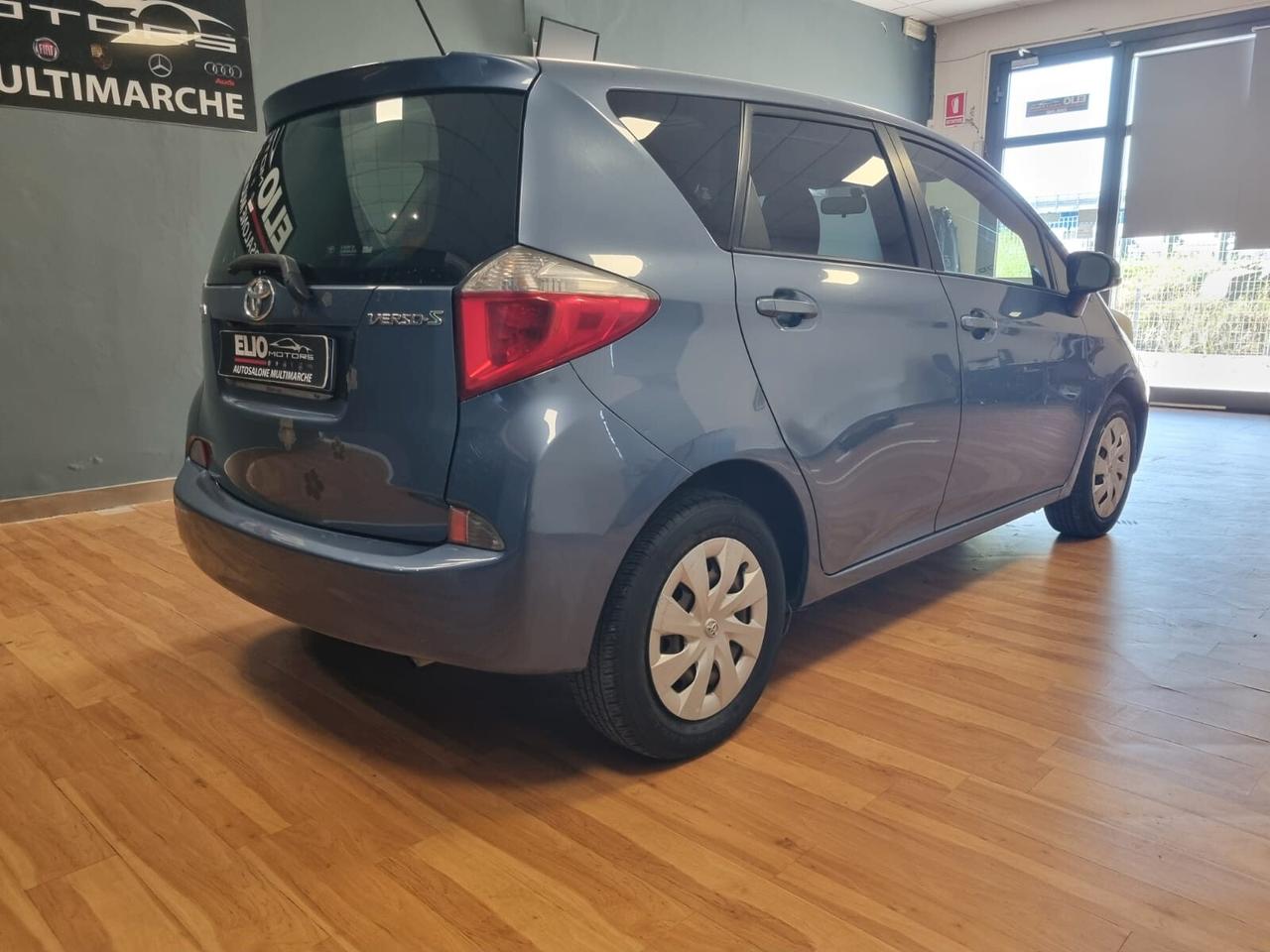 Toyota Verso-S 1.3 MT Style
