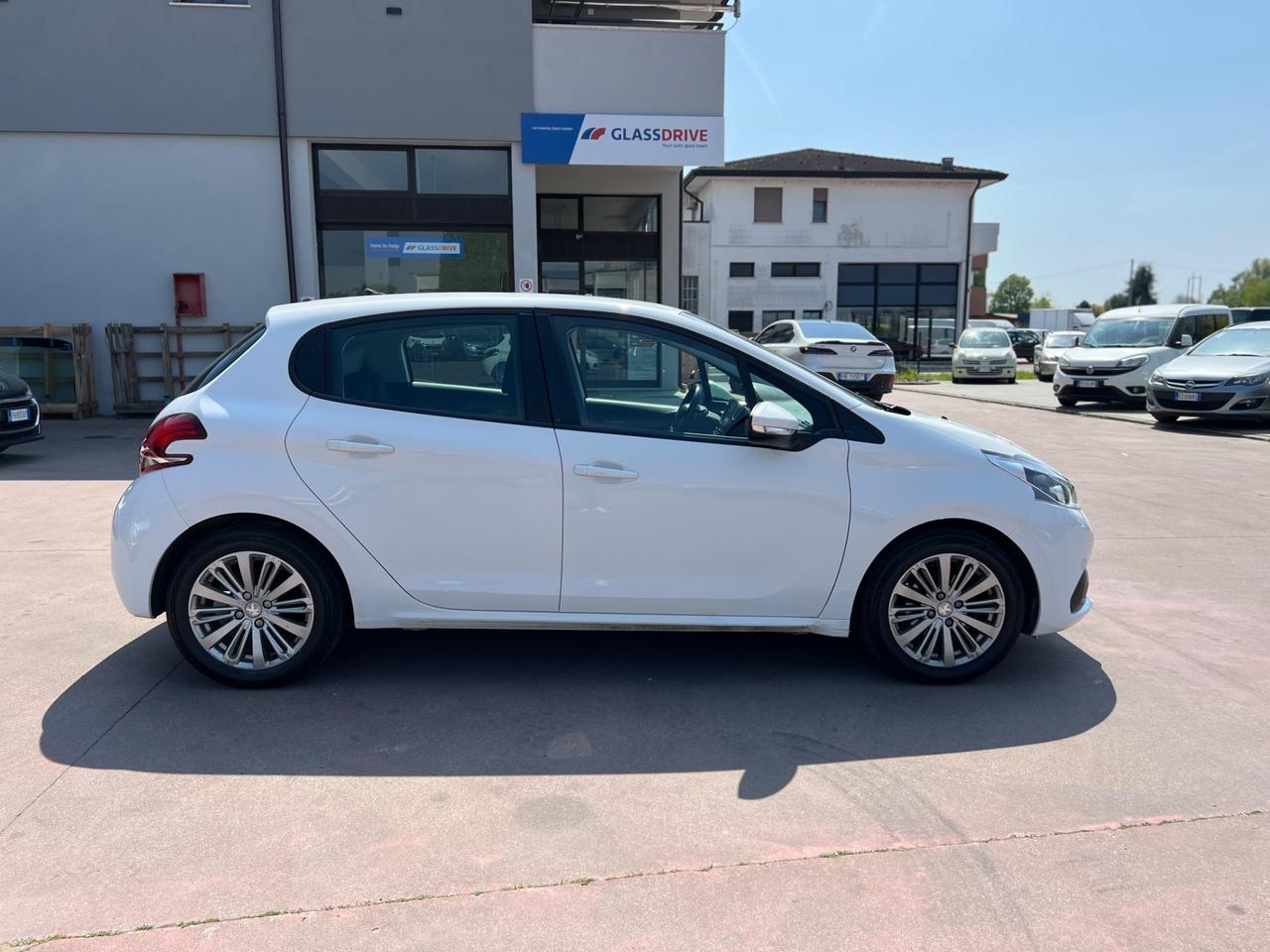 Peugeot 208 PureTech 82 5 porte Active